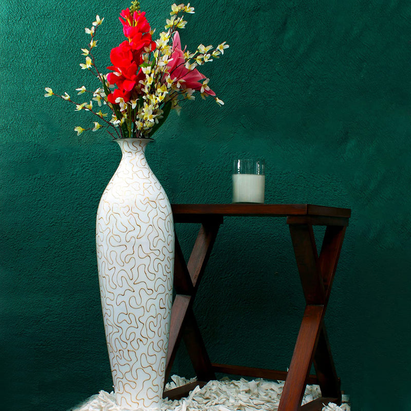 Vase - Iora Lacquered Slender Vase - White & Gold