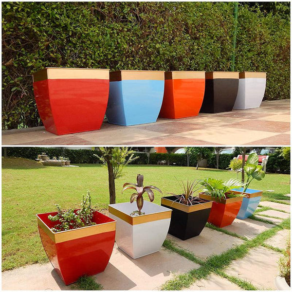 Buy Yula Goldo Planter (Multicolor) - Set Of Five Pots & Planters from Vaaree