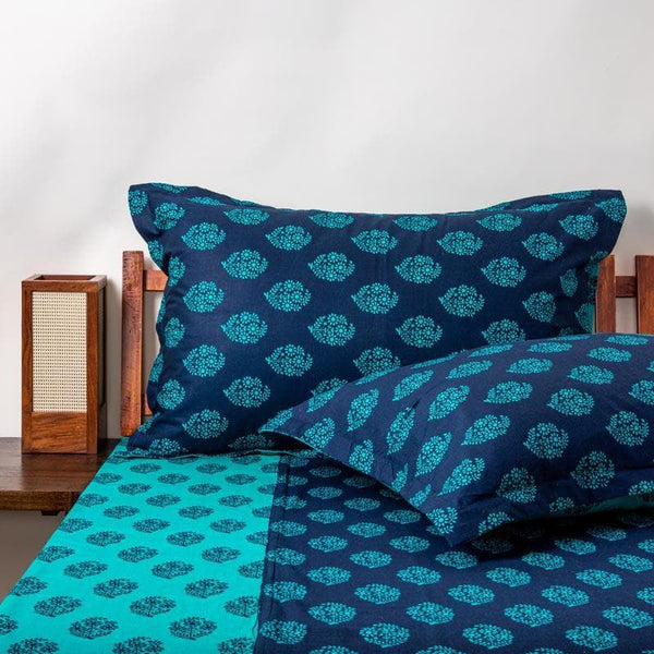 Buy Truly Turquoise Bedsheet at Vaaree online | Beautiful Bedsheets to choose from