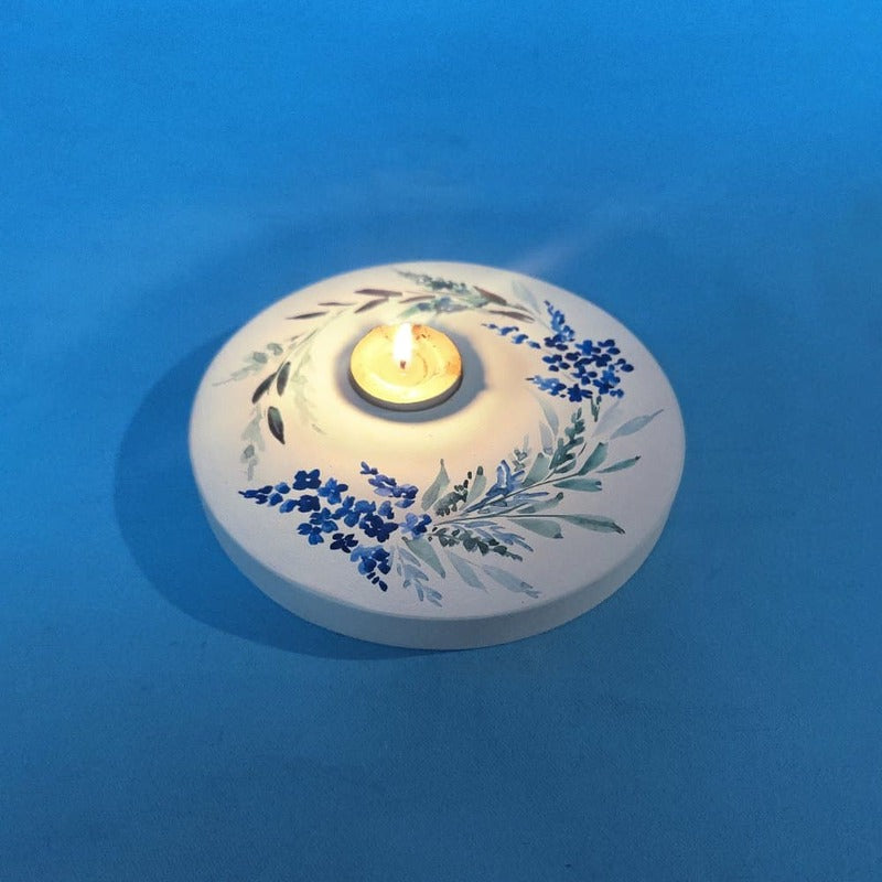 Buy Lavenda Flora Tealight Candle Holder Tea Light Candle Holders from Vaaree