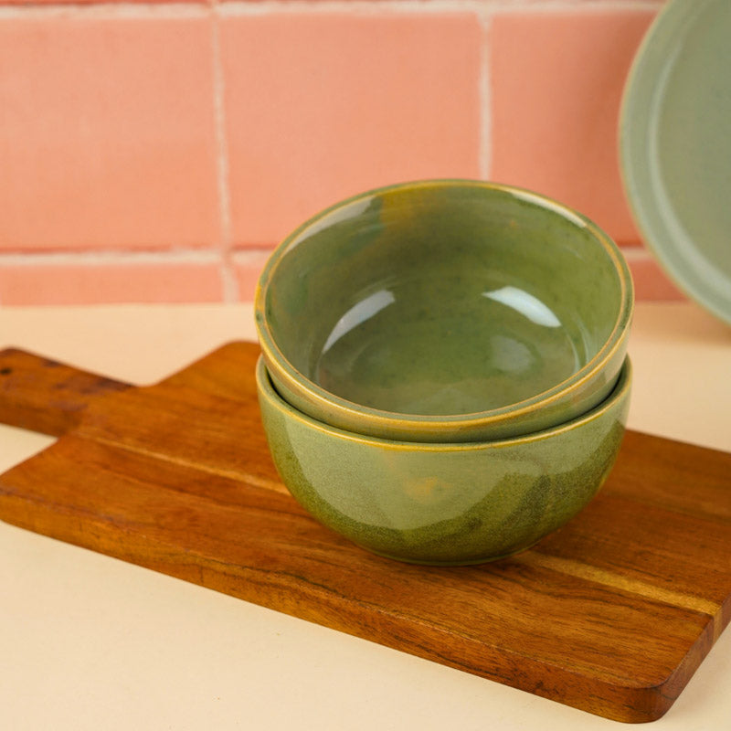 Buy Goma Serving Bowl (300 ML) - Green Bowl from Vaaree