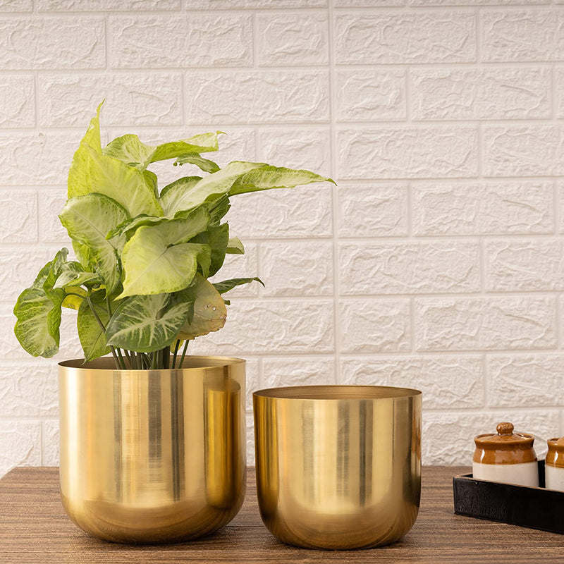 Buy Luxe Glow Planter (Gold) - Set Of Two Pots & Planters from Vaaree