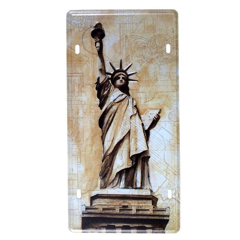 Buy Statue Of Liberty Wall Accent Wall Accents from Vaaree