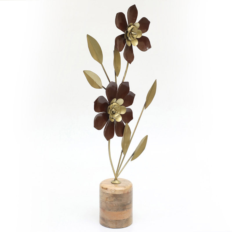 Buy Marina Flora Showpiece Showpieces from Vaaree