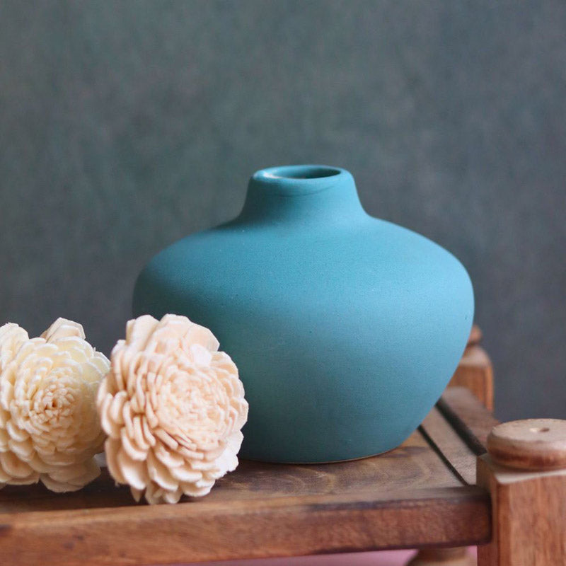 Buy Orla Ceramic Vase - Blue Vase from Vaaree