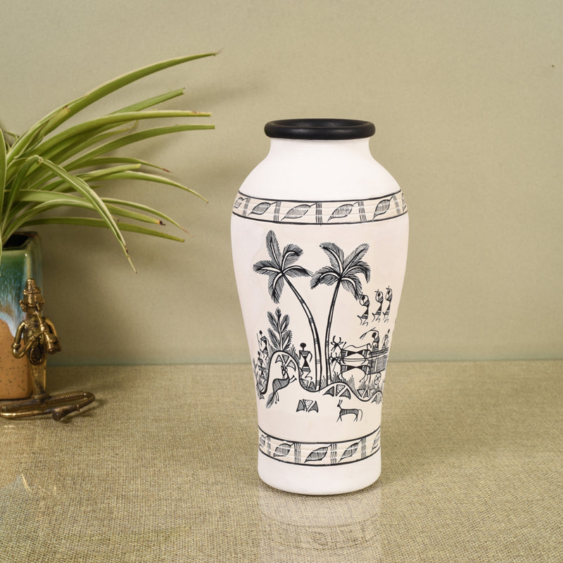 Buy Ambora Tribal Vase Vase from Vaaree