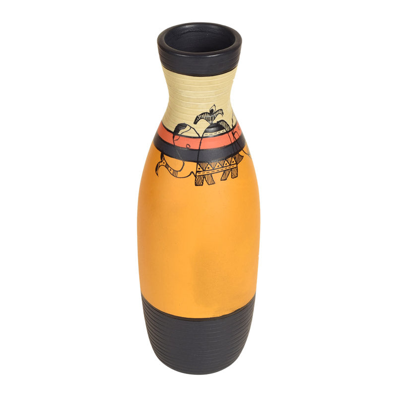 Buy Najia Terracotta Vase Vase from Vaaree