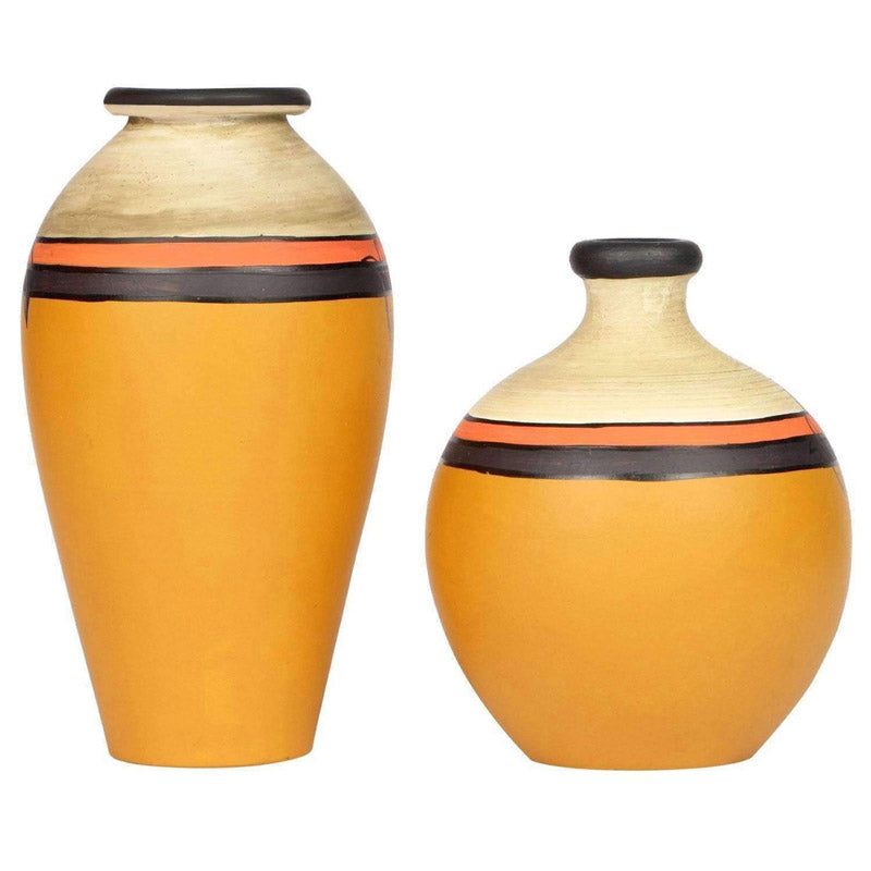 Buy Ayesha Terracotta Vase - Two Piece Set Vase from Vaaree