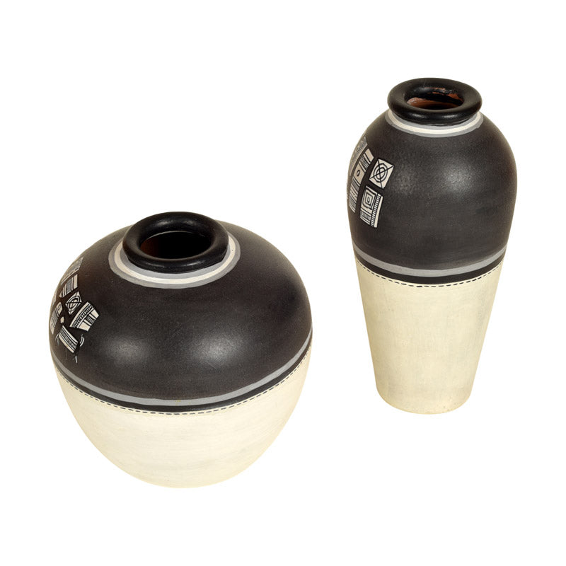 Buy Ayesha Handcrafted Vase - Two Piece Set Vase from Vaaree