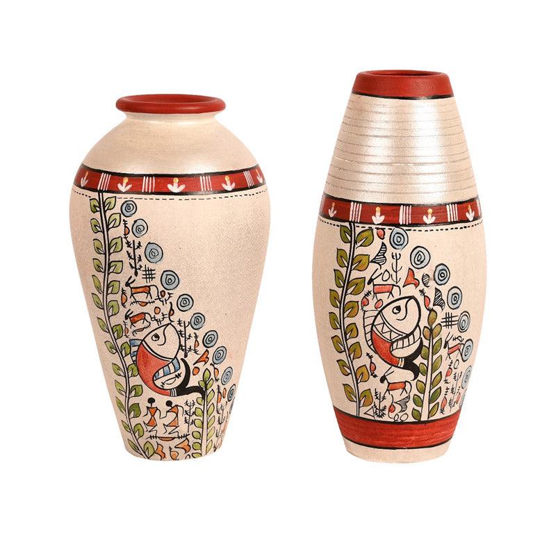 Buy Niara Terracotta Vase - Set of Two Vase from Vaaree