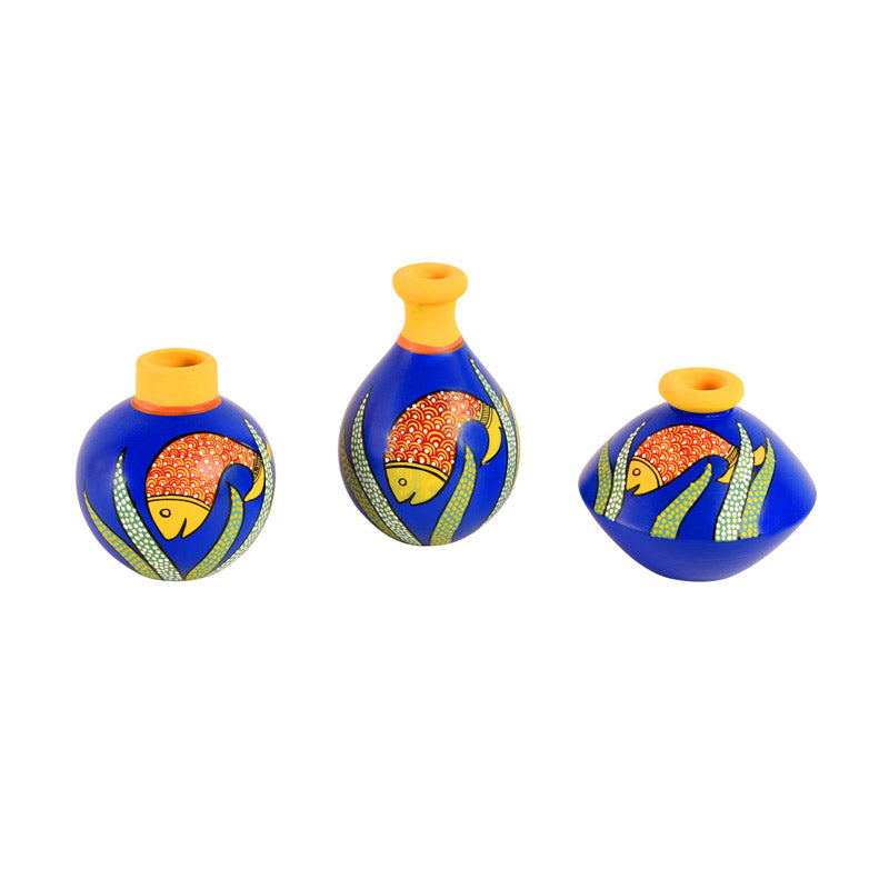 Buy Varaha Terracotta Vase - Three Piece Set Vase from Vaaree