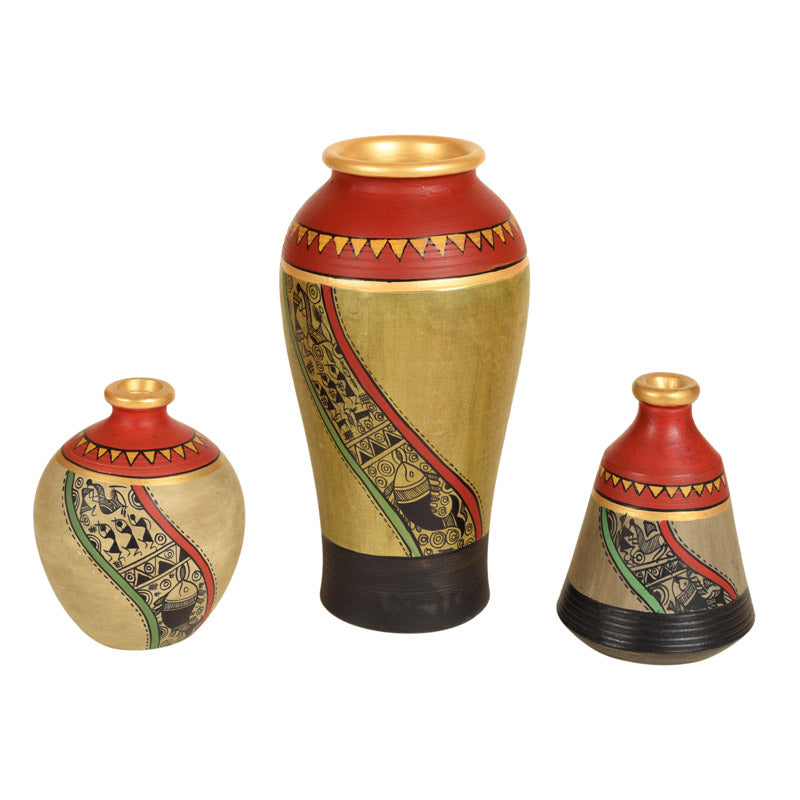 Buy Rade Terracotta Vase - Three Piece Set Vase from Vaaree