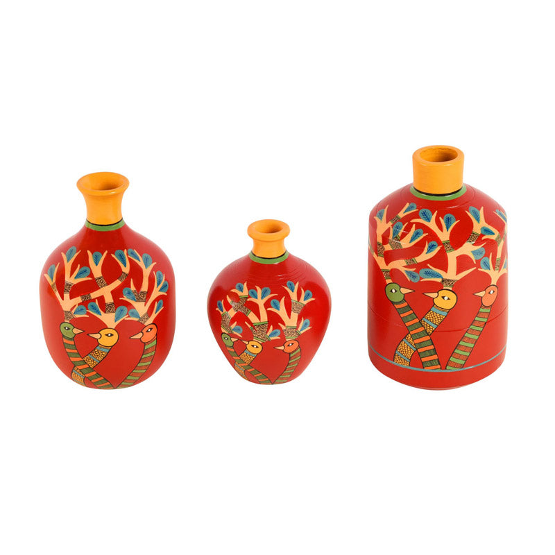 Buy Indukant Terracotta Vase - Three Piece Set Vase from Vaaree