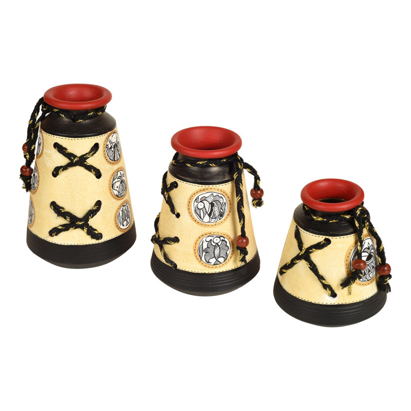 Buy Raadhiya Terracotta Vase - Three Piece Set Vase from Vaaree