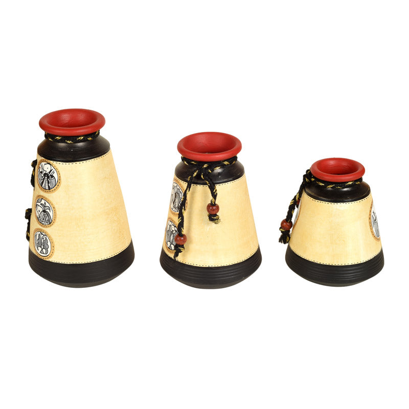 Buy Raadhiya Terracotta Vase - Three Piece Set Vase from Vaaree