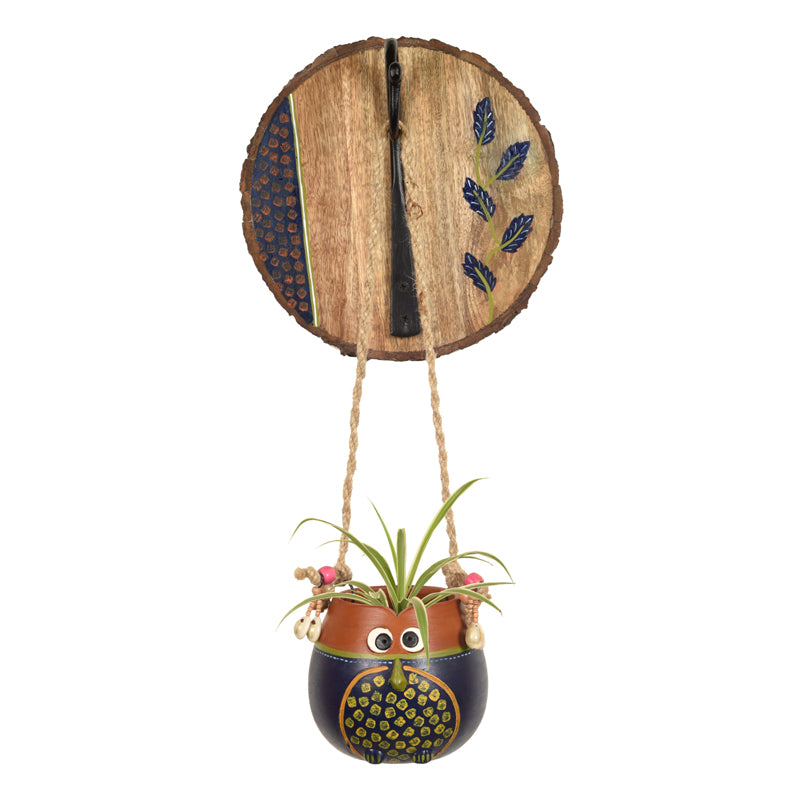 Buy Hoot Mate Earthen Hanging Planter Pots & Planters from Vaaree