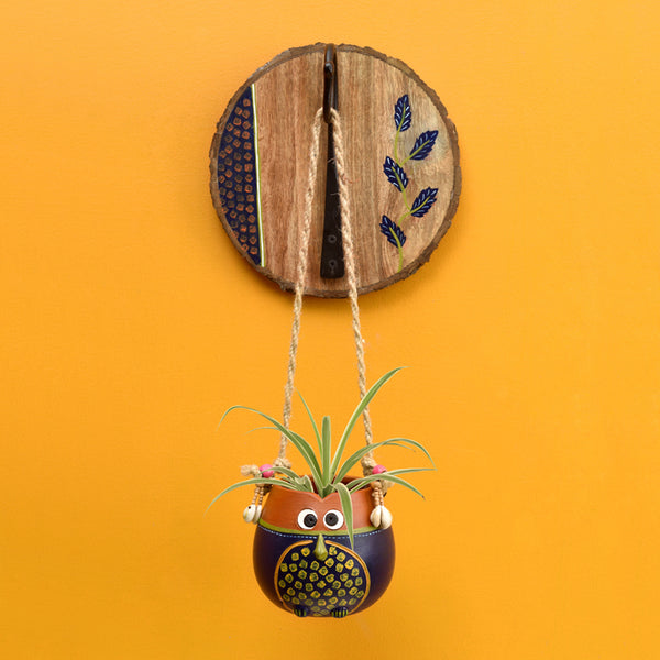 Buy Hoot Mate Earthen Hanging Planter Pots & Planters from Vaaree