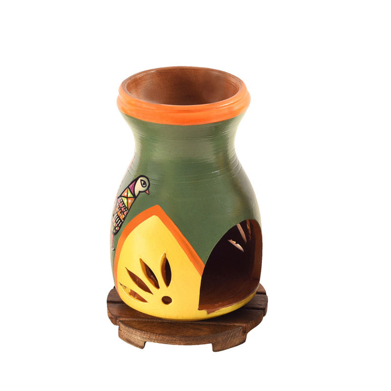 Buy Goldem Pheasant Diffuser Diffuser from Vaaree