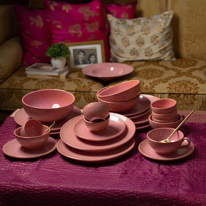 Buy Capito Handmade Dinner Set - Sixteen Piece Set Dinner Set from Vaaree