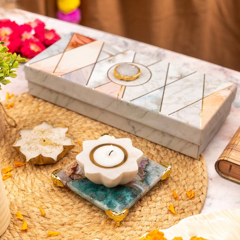 Buy Athviya Agate Gift Box - Multicolor Gift Box from Vaaree