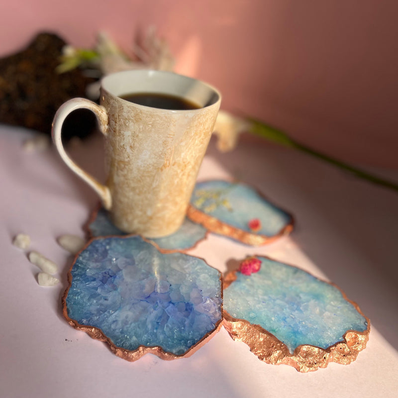 Buy Suzzaine Handcrafted Crystal Agate Coaster (Blue) - Set Of Four Coasters from Vaaree