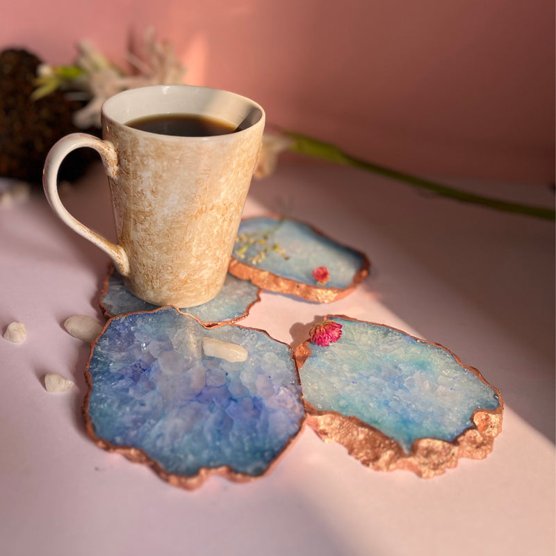 Buy Suzzaine Handcrafted Crystal Agate Coaster (Blue) - Set Of Four Coasters from Vaaree