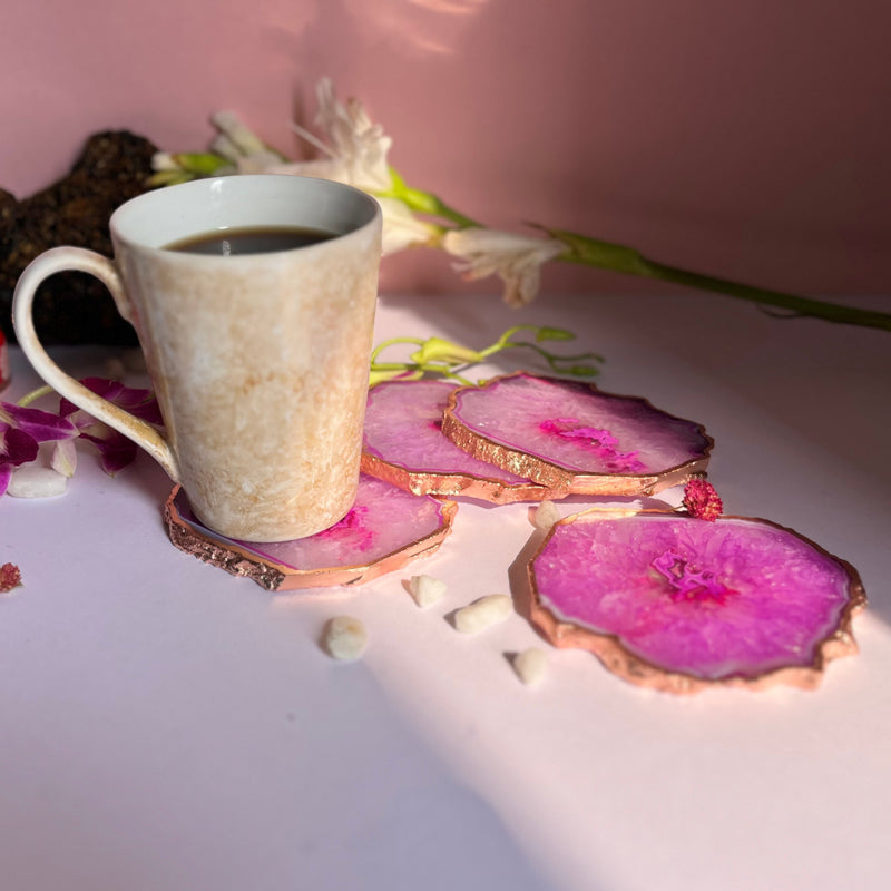 Buy Suzzaine Handcrafted Crystal Agate Coaster (Pink) - Set Of Four Coasters from Vaaree