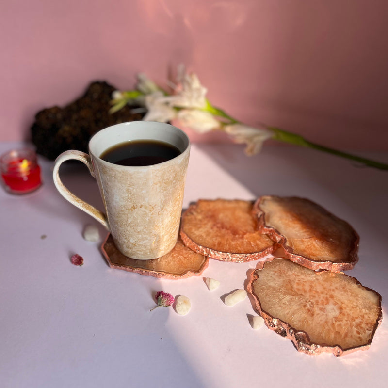 Buy Suzzaine Handcrafted Crystal Agate Coaster (Brown) - Set Of Four Coasters from Vaaree