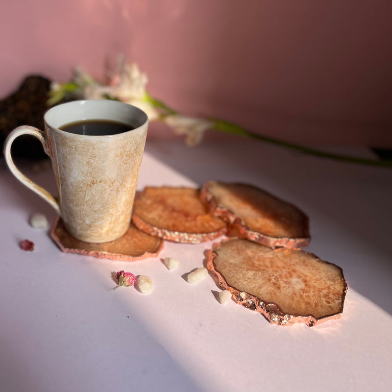 Buy Suzzaine Handcrafted Crystal Agate Coaster (Brown) - Set Of Four Coasters from Vaaree