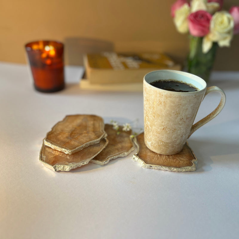 Buy Silasa Handcrafted Crystal Agate Coaster (Brown) - Set Of Four Coasters from Vaaree