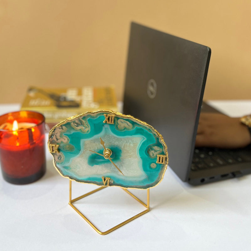 Buy Darsh Handcrafted Agate Table Clock - Green Table Clock from Vaaree