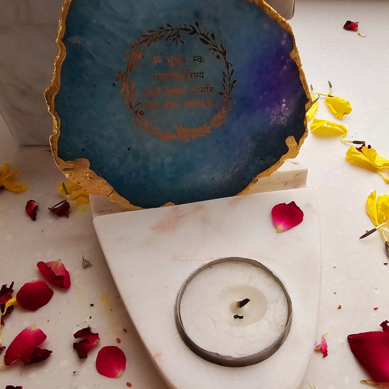 Buy Gayathri Mantra Agate & Marble Tealight Candle Holder - Turquoise Gift Box from Vaaree