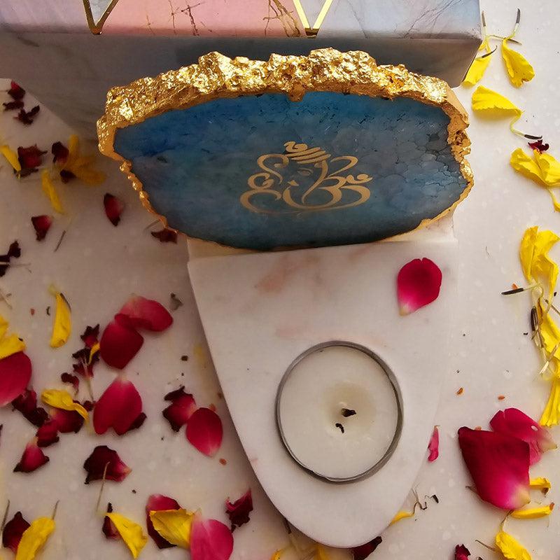 Buy Vinayaka Agate & Marble Tealight Candle Holder - Turquoise Gift Box from Vaaree