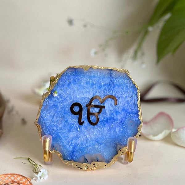 Buy Ik Onkar Handcrafted Agate Religious Accent - Blue Festive Accents from Vaaree