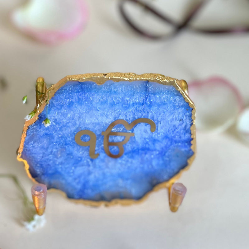 Buy Ik Onkar Handcrafted Agate Religious Accent - Blue Festive Accents from Vaaree