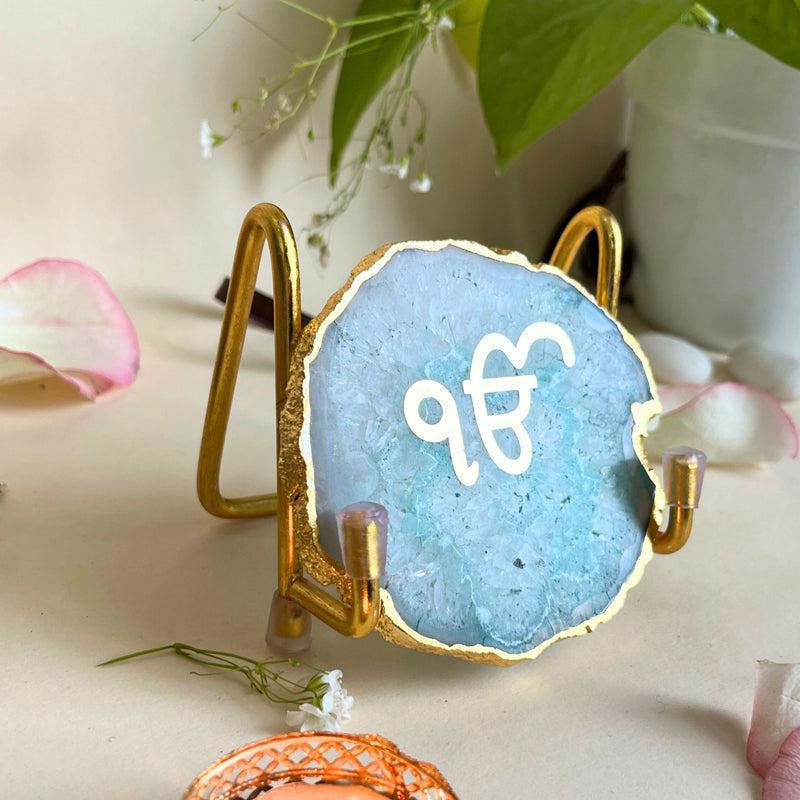 Buy Ik Onkar Handcrafted Agate Religious Accent - Green Festive Accents from Vaaree