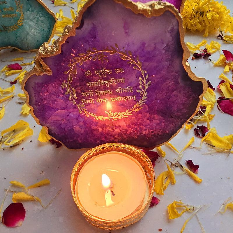 Buy Festive Gayatri Mantra Agate Tealight Candle Holder - Purple Gift Box from Vaaree