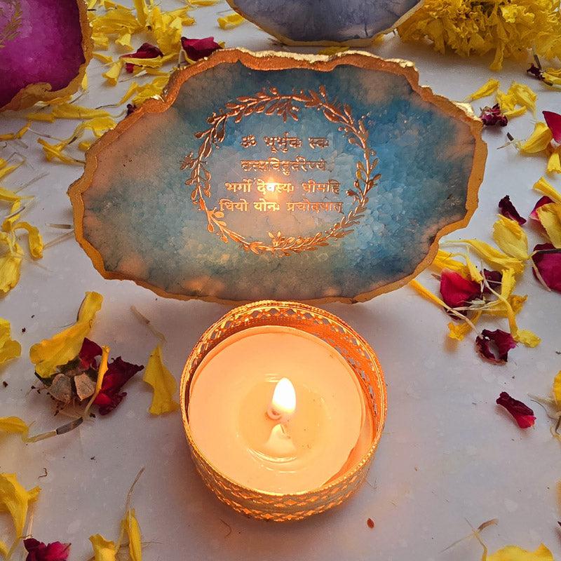 Buy Festive Gayatri Mantra Agate Tealight Candle Holder - Turquoise Gift Box from Vaaree