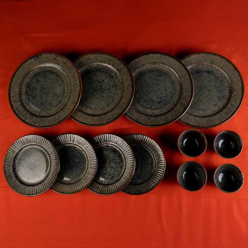 Buy Sragen Handmade Dinner Set - Twelve Piece Set Dinner Set from Vaaree