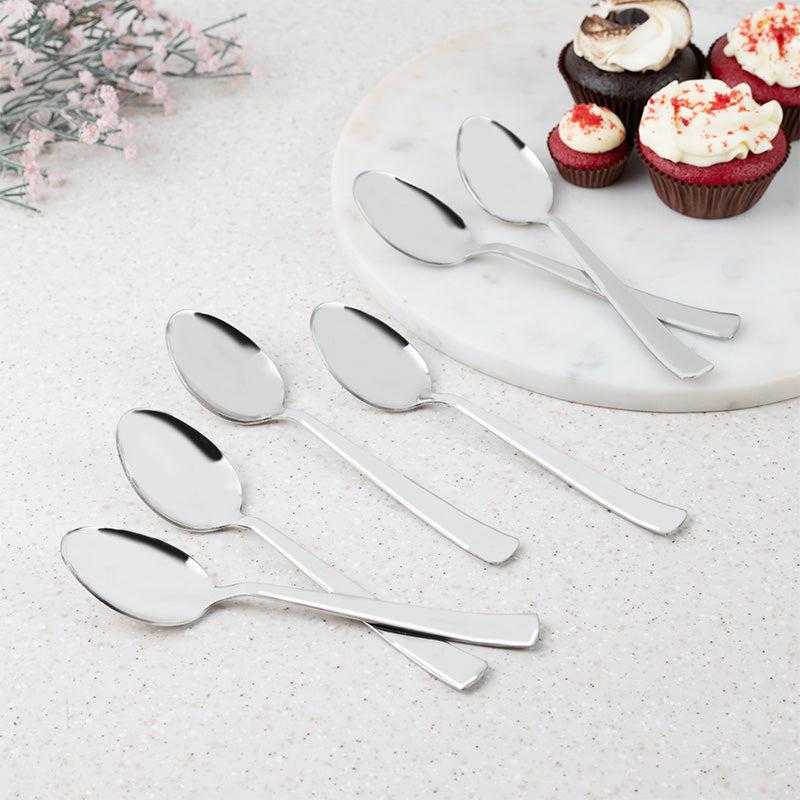 Buy Vidaara Dessert Spoon - Set Of Six Cutlery Set from Vaaree