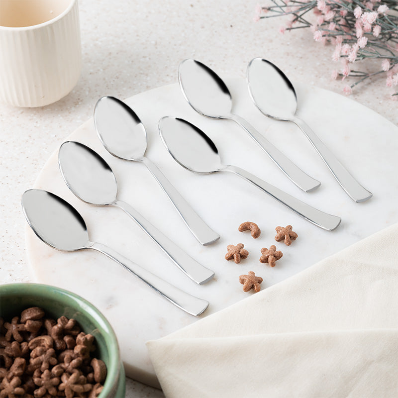 Buy Vidaara Baby Spoon - Set Of Six Cutlery Set from Vaaree