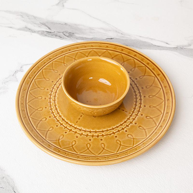 Buy Ekta Dinnerware (Yellow) - Eighteen Piece Set Dinner Set from Vaaree