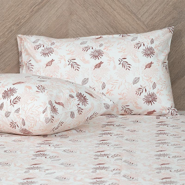 Buy Zeya Floral Bedsheet at Vaaree online | Beautiful Bedsheets to choose from