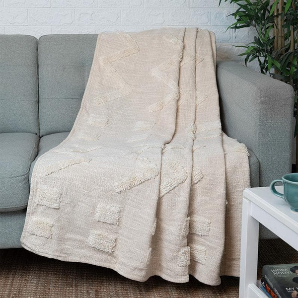 Buy Izuma Tufted Throw at Vaaree online | Beautiful Throws to choose from