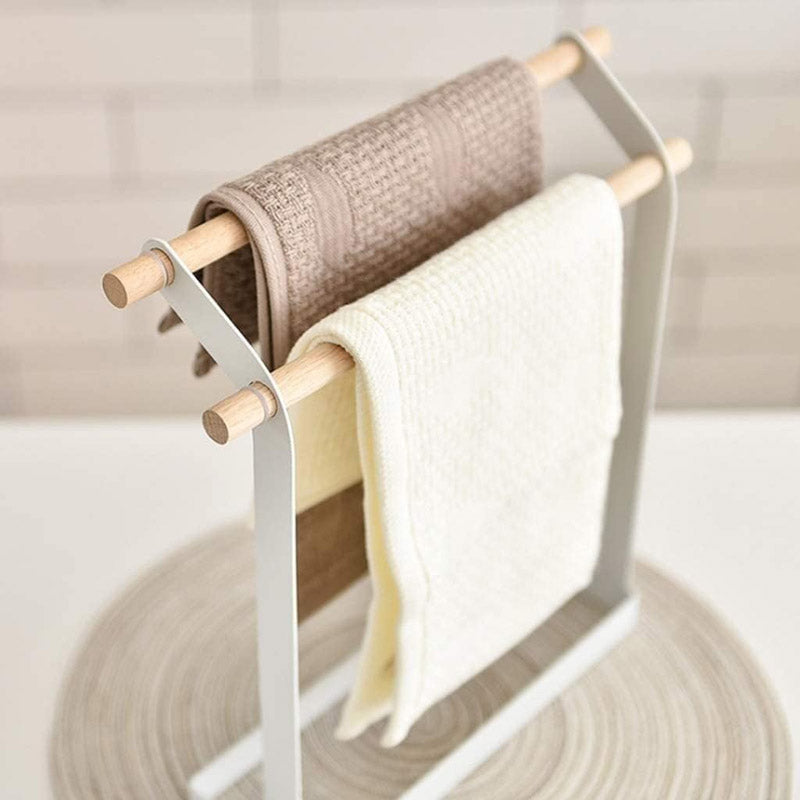 Buy Oakney Towel Hanger Tissue Holder from Vaaree