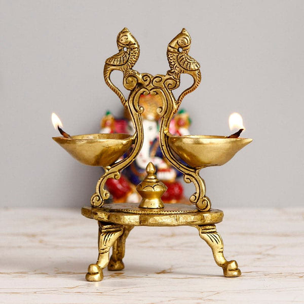 Buy Tuja Parrot Diya Diyas from Vaaree