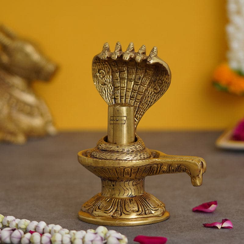 Buy Shivling With Naag Devata Idol Diyas from Vaaree