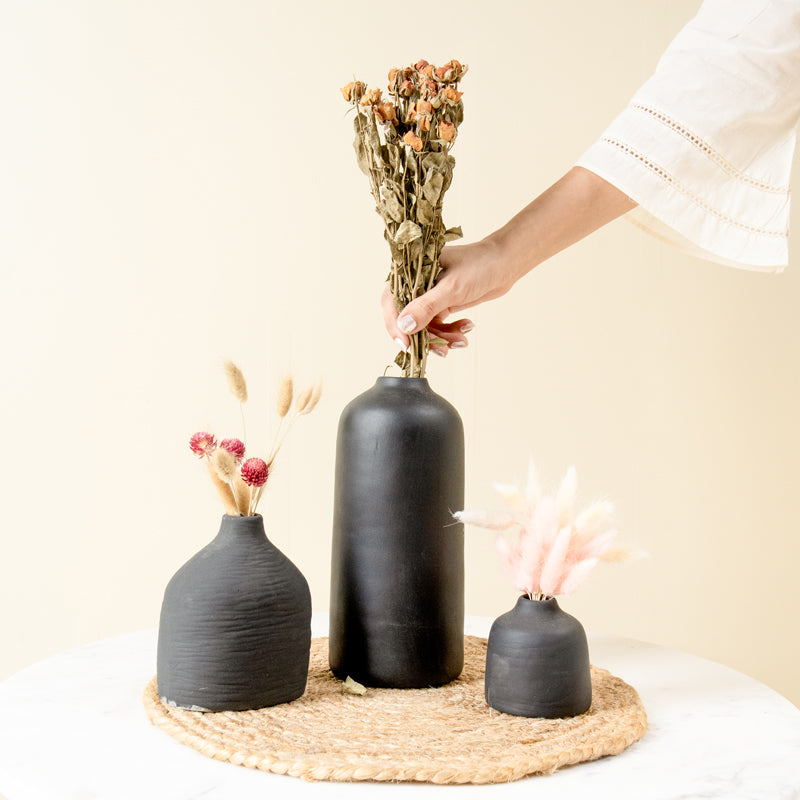 Buy Retua Ceramic Vase & Candle Holder - Seven Piece Set Vase from Vaaree