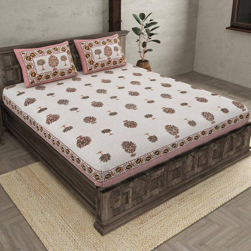 Buy Yaamin Printed Bedsheet - Pink Bedsheets from Vaaree