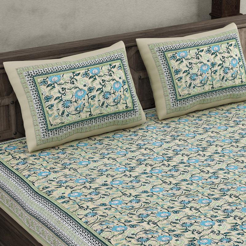 Buy Kaavika Printed Bedsheet - Green Bedsheets from Vaaree